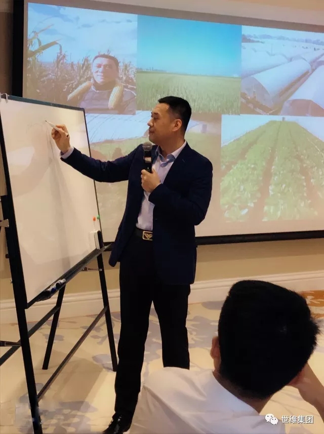 1530697868839808.jpg 640.webp (26).jpg