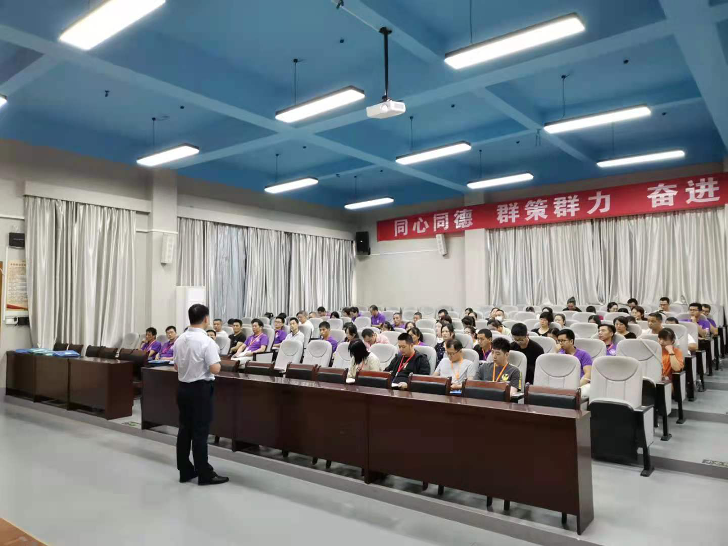 1622790611238387.png 图片1.png